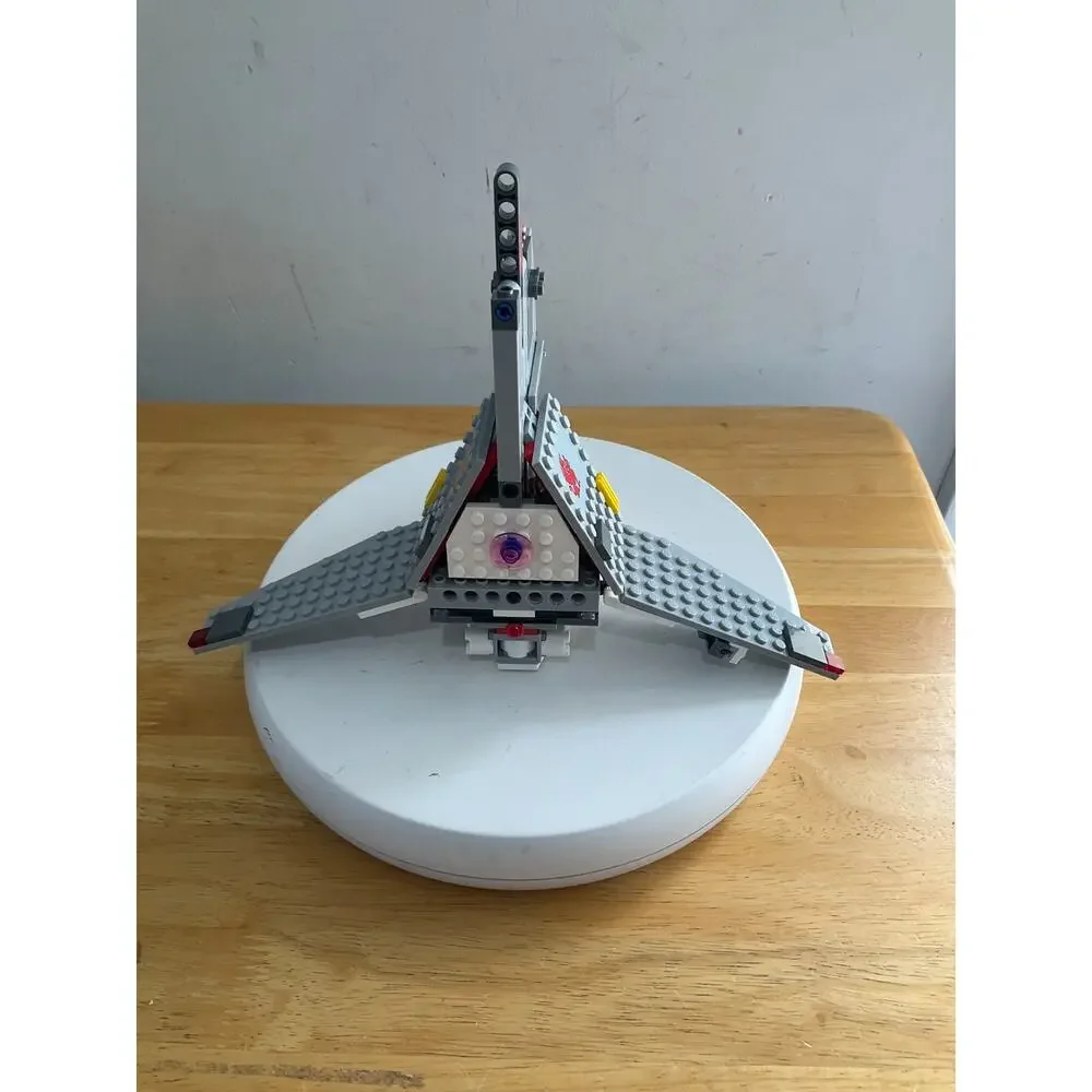 LEGO Star Wars t-16 Skyhopper 75081 With Manual No Box. As is